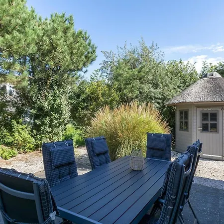Amazing Viilla Near The Villa