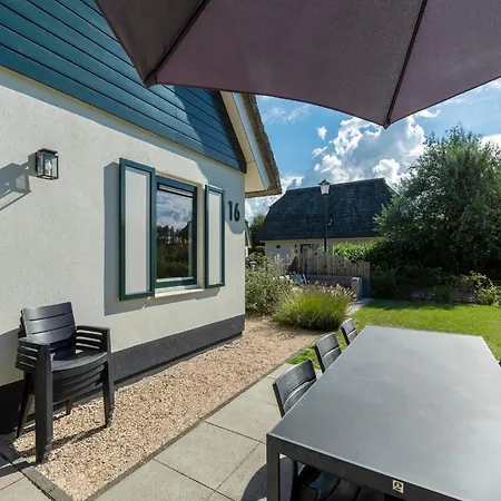 Villa Duynopgangh 16 For 8-guests Behind Dunes Julianadorp