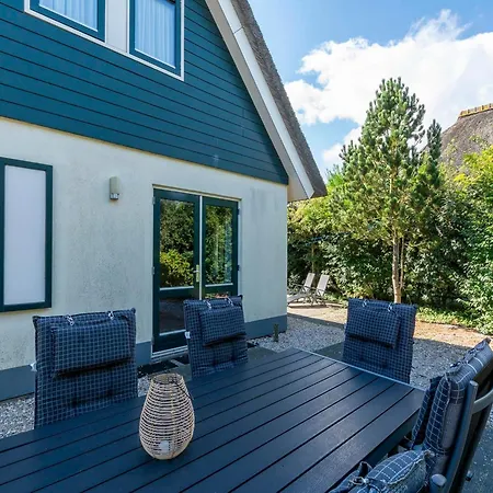 In Near The Villa Julianadorp