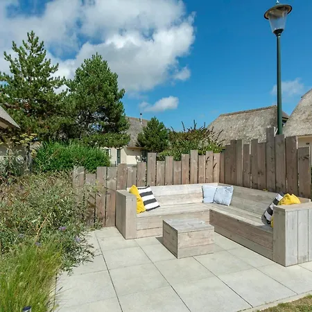 In Near The * 朱丽安娜多普